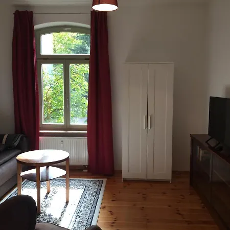 Huttenstrasse Halle アパート *