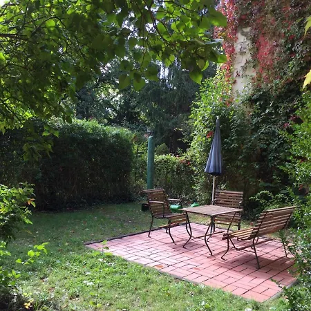 Apartment Huttenstrasse Halle *