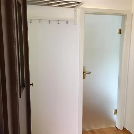 Huttenstrasse Halle アパート *