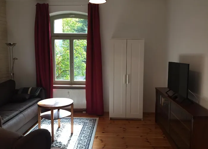 Huttenstrasse Halle Daire *