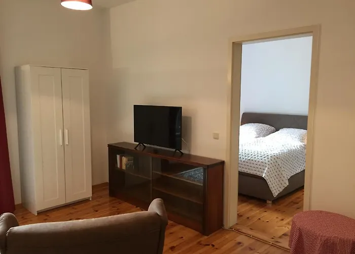 Huttenstrasse Halle アパート ハレ